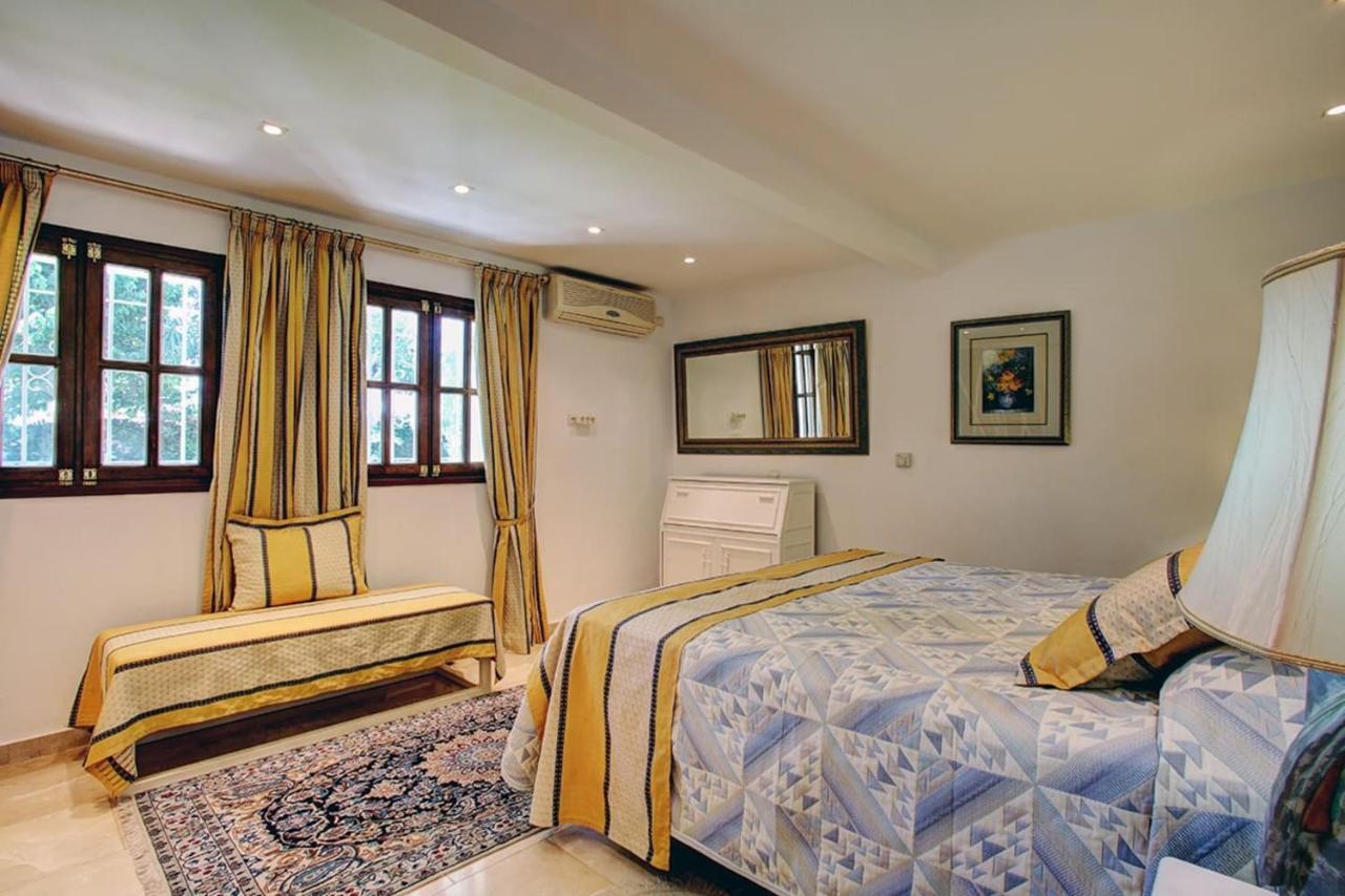 Exclusive Villa Las Palmeras Puerto Banus With Heated Private Swimming Pool, Marbella, Spain Eksteriør billede