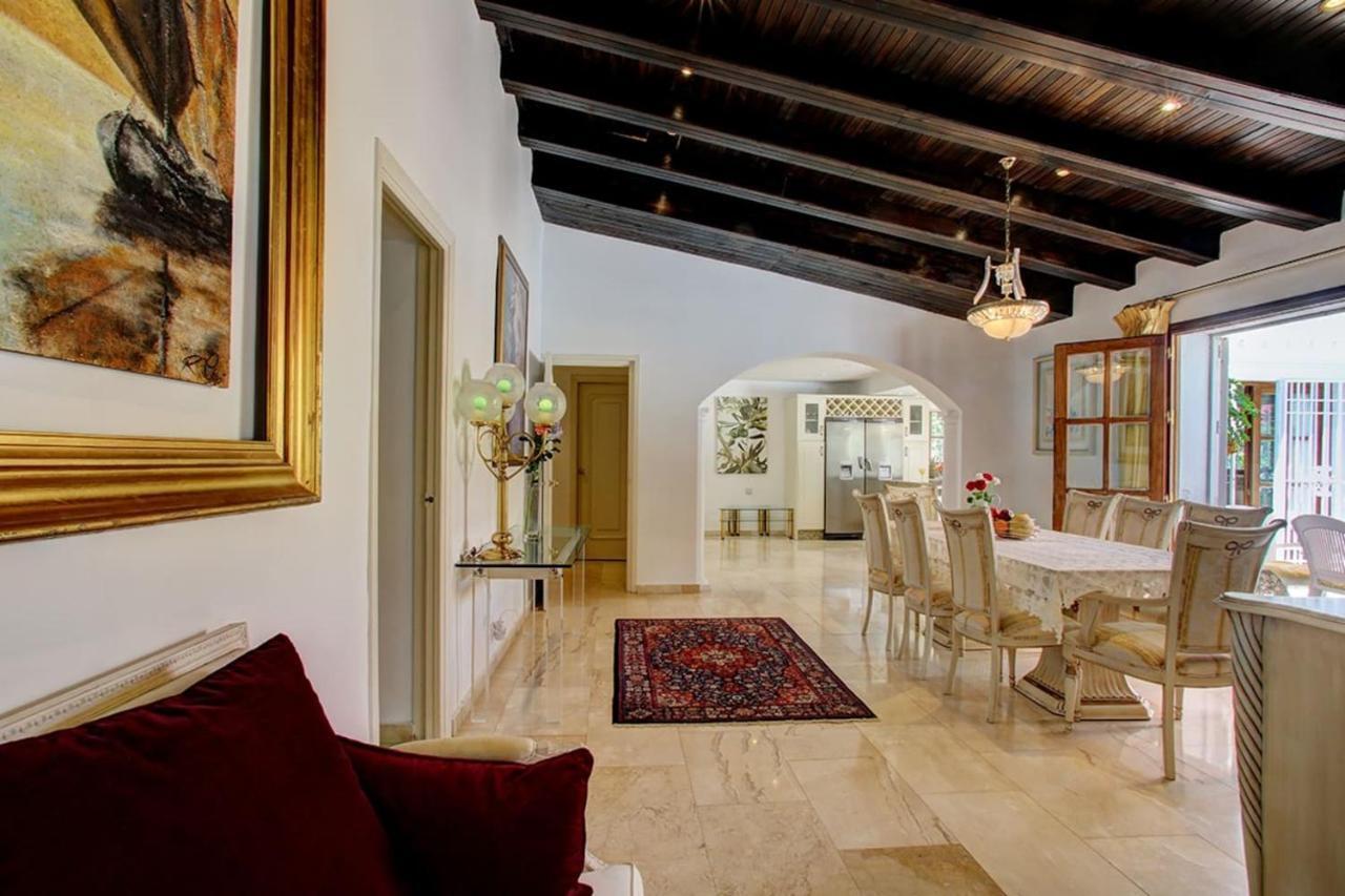 Exclusive Villa Las Palmeras Puerto Banus With Heated Private Swimming Pool, Marbella, Spain Eksteriør billede