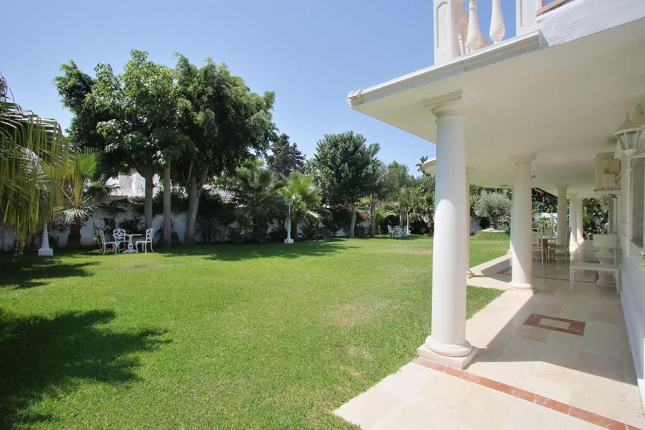 Exclusive Villa Las Palmeras Puerto Banus With Heated Private Swimming Pool, Marbella, Spain Eksteriør billede